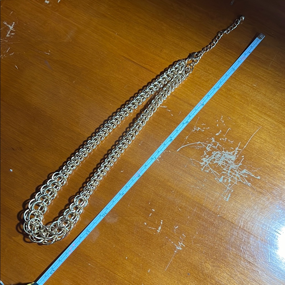 Elegant Gold Chain Necklace
